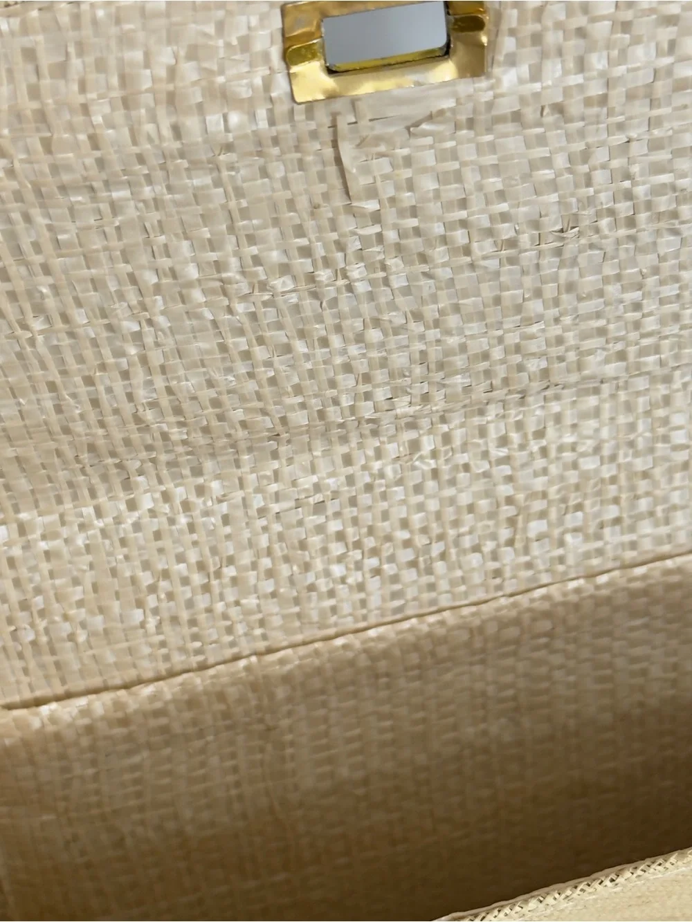 Vintage 1980’s Woven Raffia Straw Clutch Purse Turn-Lock Closure Floral Appliqué